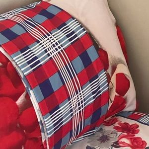 Bedsheet with 2 case pillow